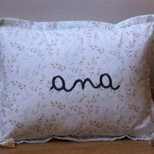 Personalized baby birth pillow. Pillow for new moms. Decorative pillow. Gifts for moms. Wedding gifts.
