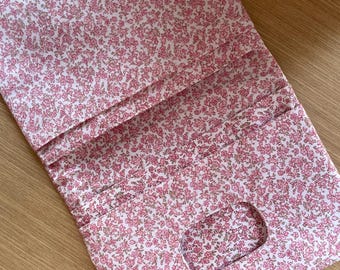 Diaper and wipe case with a pink Vichy check pattern. Baby travel bag. Changing organizer for a maternity bag