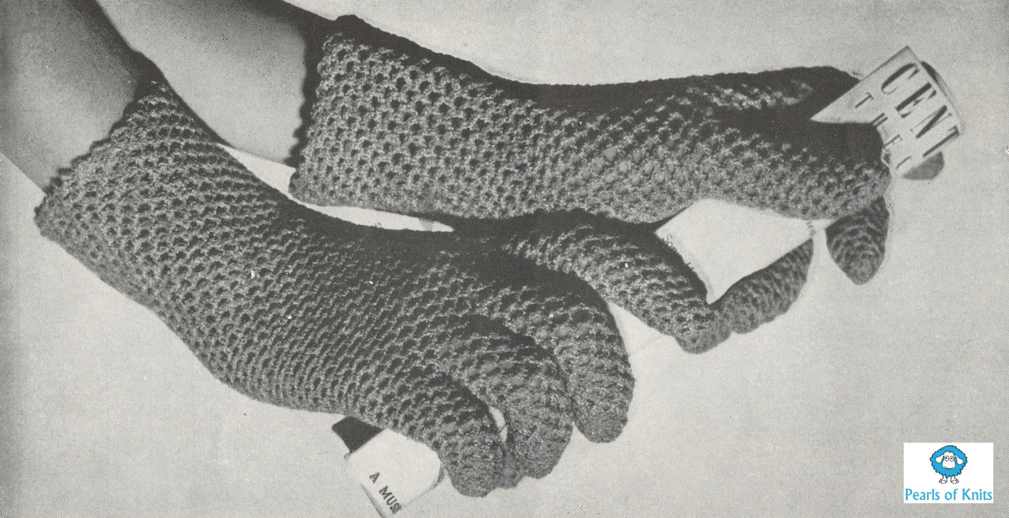 Gants Noirs Crochet Dentelle Vintage Années 40 - Taille S En Fourrure