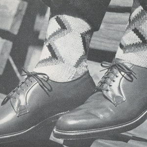 Men&#39;s Knitted Diamond Chain Pattern Socks - Vintage Knitting Pattern from the 1950s - PDF Download