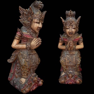 Sita Wooden Sculpture Hindu God Balinese Wood Statue Hand Carving Art Decor Bali Wood Statue Vintage Statue Home Decor Ramayana Figurine