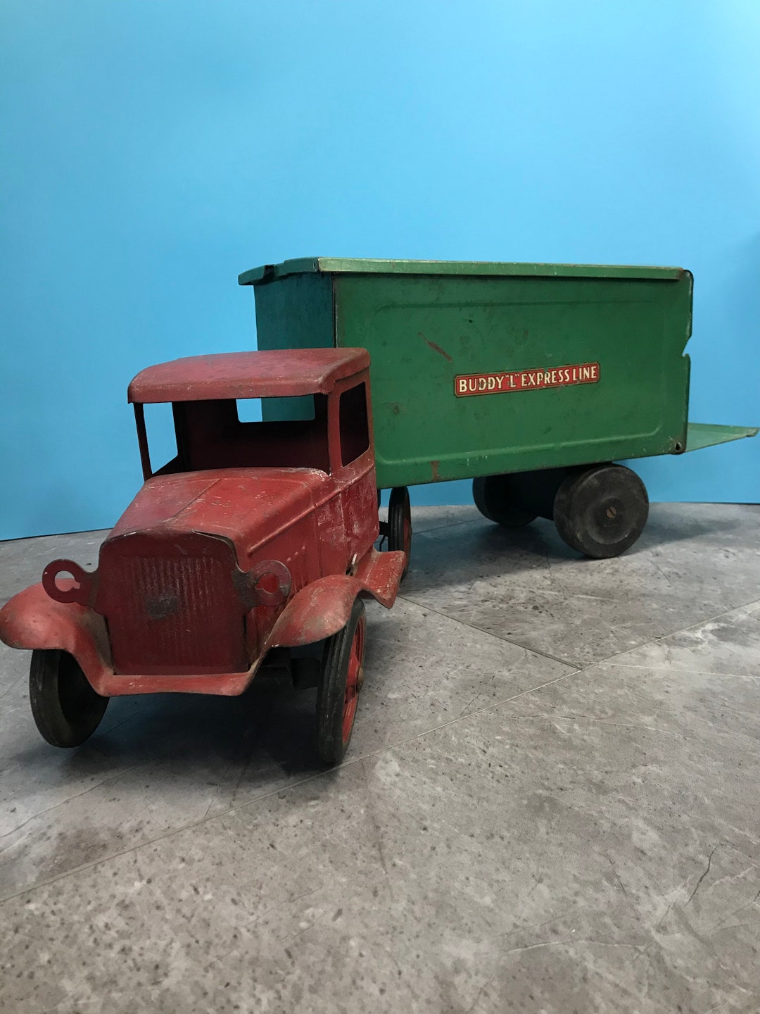 camion de livraison Coca Cola du milieu du siècle dernier par Buddy L, C1960 En