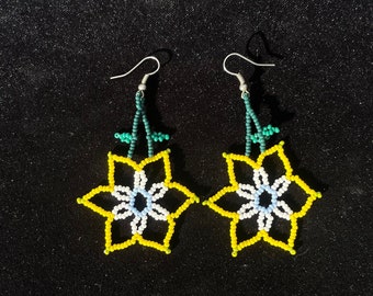 Huichol kralen bloem oorbellen Echte Huichol gemaakt inheemse sieraden Cadeau voor haar Cadeau Boho inheemse oorbellen Wixarika