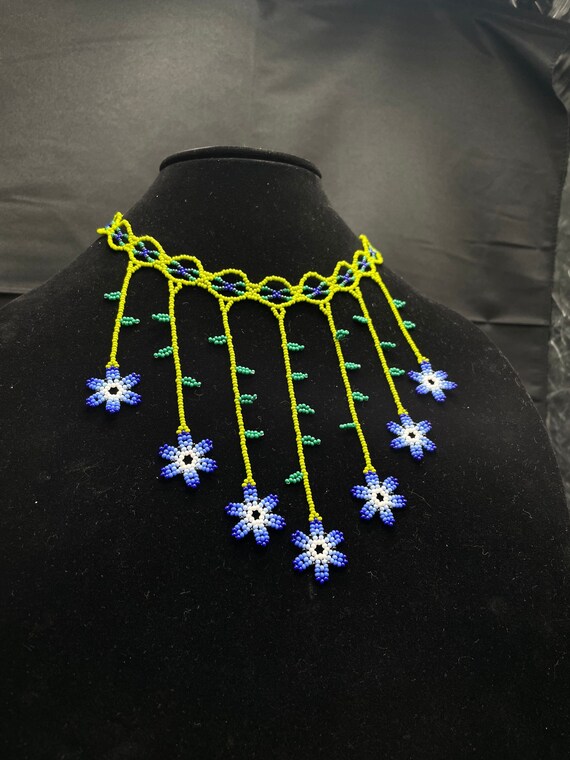 Mexican Huichol Small daisy Flower Bracelet 1 