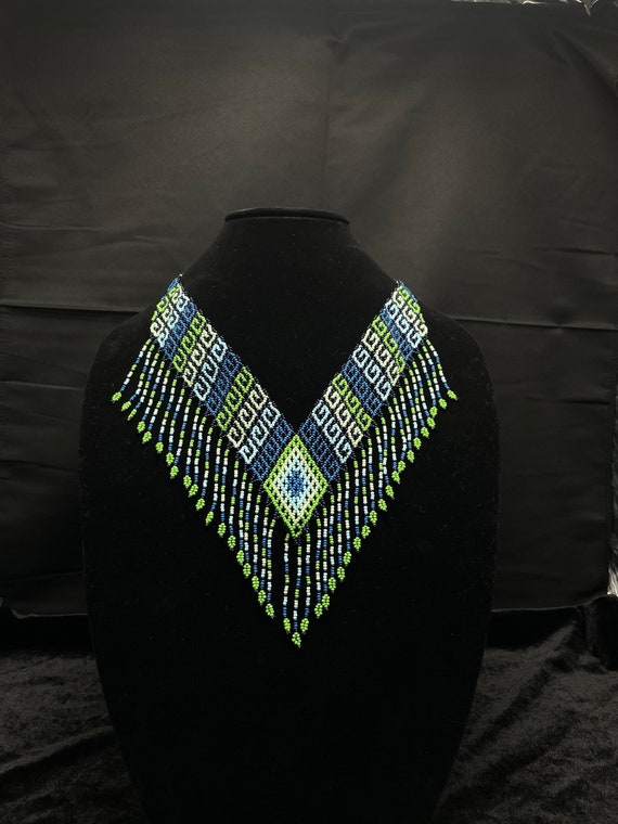 ビーズ ウイチョル族 先住民族 フェアトレード ビーズ マスク 彫刻 メキシコ ビーズ ウイチョル族 先住民族 フェアトレード ビーズ マスク