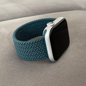 Geflochtenes Armband aus elastischem Nylon iWatch kompatibel für 38/40/41 mm bzw. 42/44/45 mm in verschiedenen Farben Rainforest Green