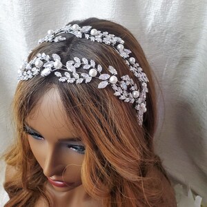 Pearl Crystal Bridal Headpiece Bridal Head Piece Crystal Hair Wreath Head Piece Brides Accessory Weddings Jewelry Bride Accessories