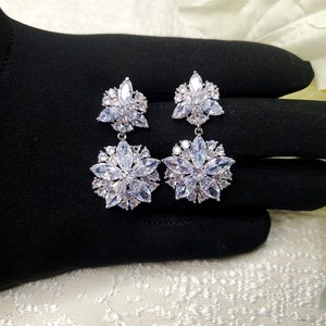 Swarovski Crystal Earrings Bridal Earrings Drop Wedding Earrings Bridal Jewelry Bridesmaids Earrings Crystal Drop Earrings