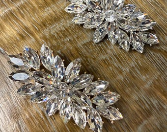 Broche en strass de grande taille, base dorée ou argentée, 7 cm x 3 cm