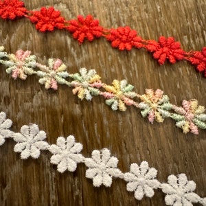 Daisy Lace, Gänseblümchenborte, weiß, mehrfarbig, 1 cm breit, nähen, basteln, Karten, Kleider, Tops, Bademode