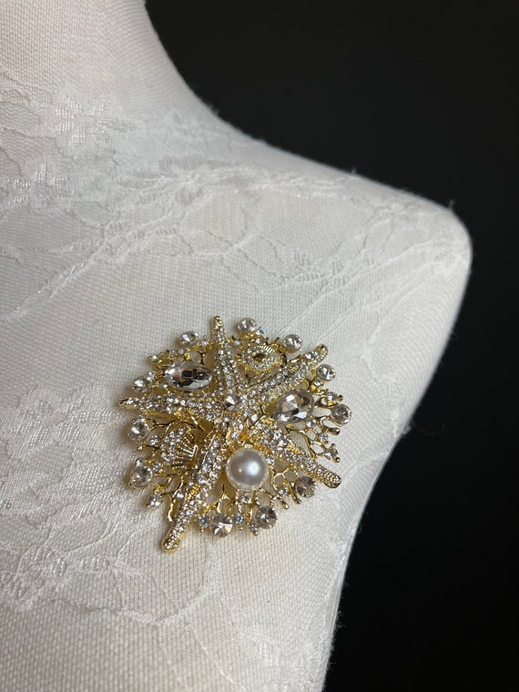 Spilla A Stella Marina Con Cristalli Verdi E Strass - Tono Oro, 3.0 Pollici, Nuova Senza Etichette - 3