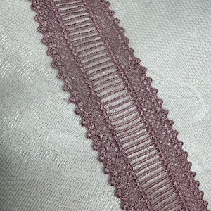 3,5 cm kant, kant, paars, 3,5 cm breed, breed mooi kant, mauve kleur kanten rand, jurken, kleding, meubels, ambachten