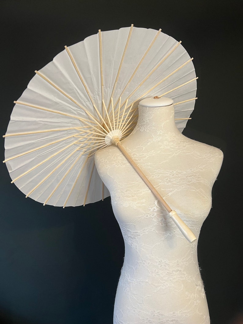 Elfenbensfärgat paraply, dekorativt, fest, brudtärneparaply, present, solparasoll, bröllop, brudtärna, heminredning, evenemang, display, 86 cm, 61 cm brett bild 1