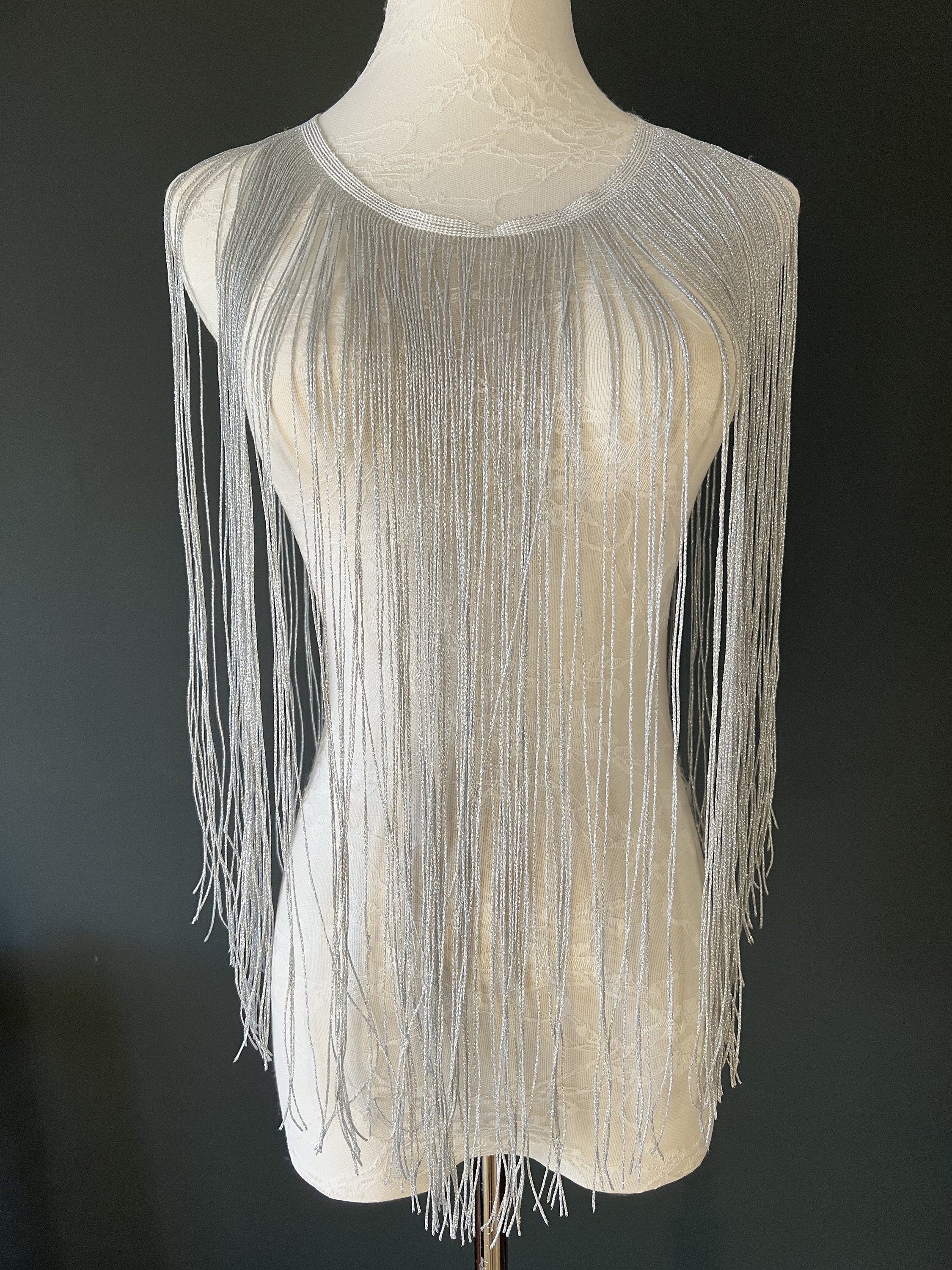 トップス Nuyuh fringe over bustier トップス nuyuh fringe over bustier fringe over bustier nuyuh