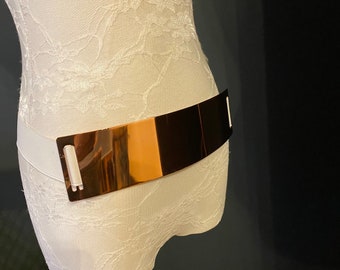 White Elastic Belt With Gold & Cream Enamel Swirl Buckle  display picture 2