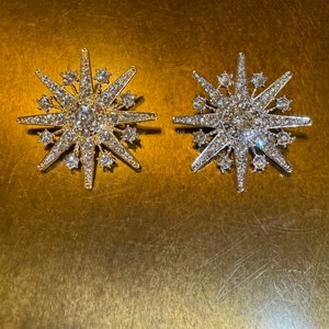Rhinestone Brooch, 1.5”, 1 3/4” Size, Star Brooch, Diamanté Brooch, Silver, Gold, Jewel Brooch, Gift, Quality Brooch, Snowflake Brooch, Xmas