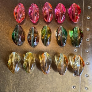 Perlen, große Perlen, farbige Perlen, Kunsthandwerk