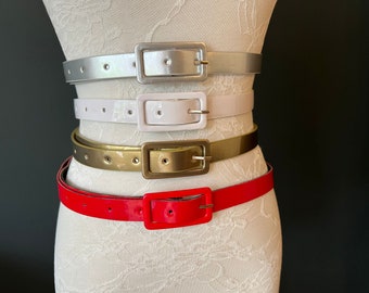 Ceinture, ceinture maigre de 2 cm, ceinture réglable, taille britannique 8-14, ceintures de mode. Accessoire de mode