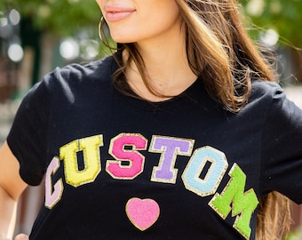 Camiseta personalizada con parche de chenilla, camiseta personalizada con parche de chenilla, camiseta personalizada con letras brillantes universitarias