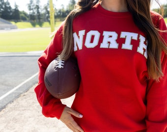 Sudadera deportiva personalizada, suéter de espíritu de letra Chenille de mascota escolar personalizada, nombre de brillo del equipo deportivo de letra universitaria personalizado