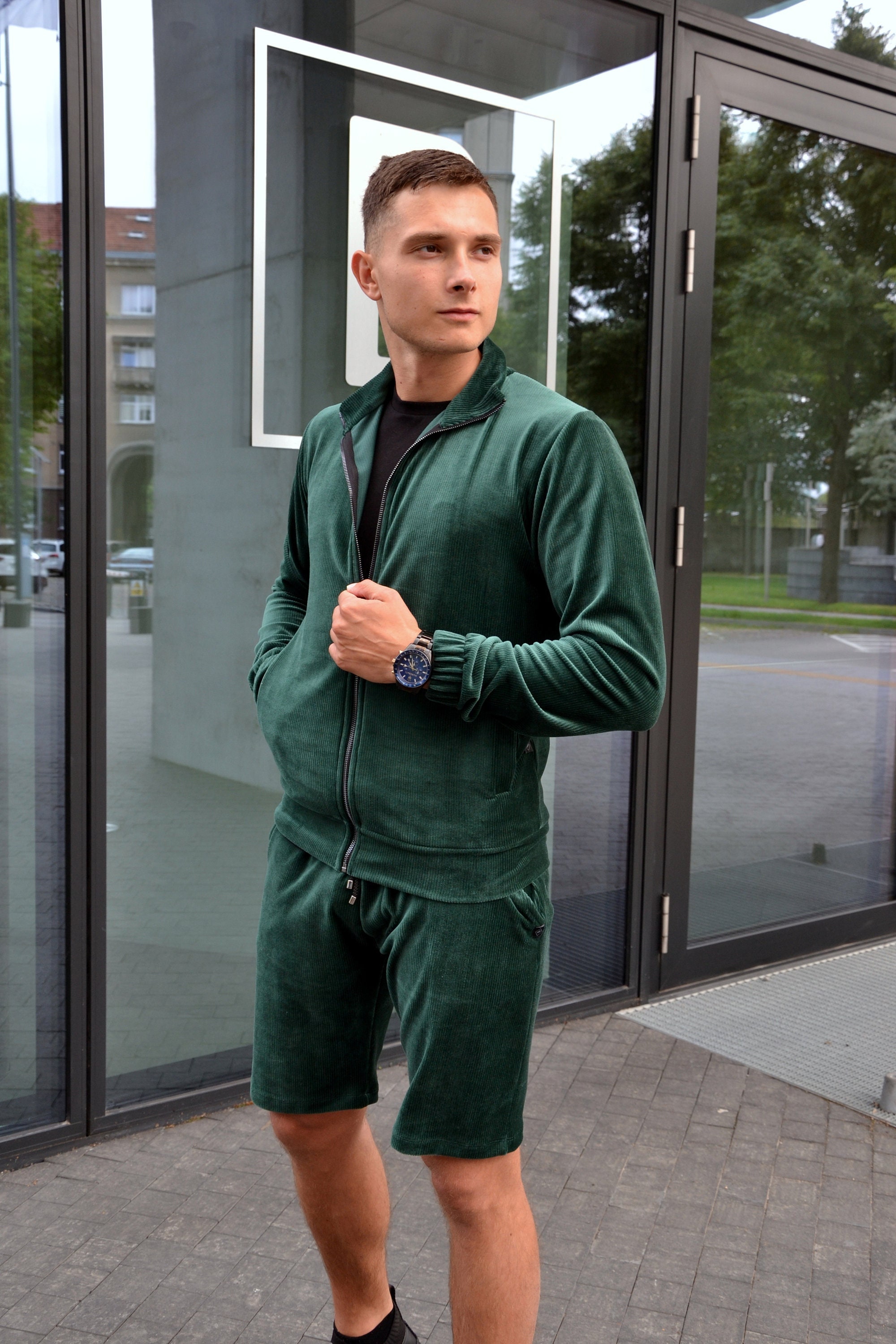 velour tracksuit mens nike