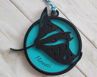Manta Ray Hawaii Ornament, Hawaii Gift or Souvenir, Personalized Tropical Ornament, Island Honeymoon Memento, Manta Ray Dive Memento