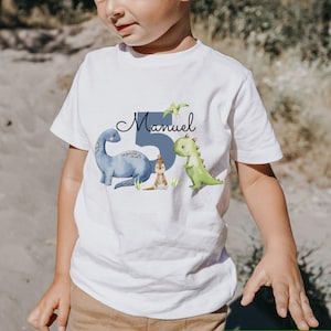 T-Shirt Geburtstagsshirt personalisiert Geburtstagskind Geburtstag Junge Mädchen Dinosaurier Dino Tyrannosaurus Bild 2