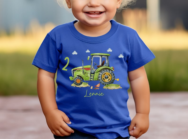 T-Shirt Geburtstagsshirt personalisiert Geburtstagskind Junge Mädchen Traktor grün Trecker Bauernhof Bauernhoftiere Bild 1