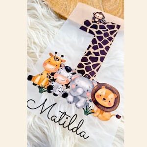 Quadro da stiro personalizzato con il nome e l'età desiderati Leone della giungla Giraffa Zebra Safari Animali da safari Animali della giungla Wild One
