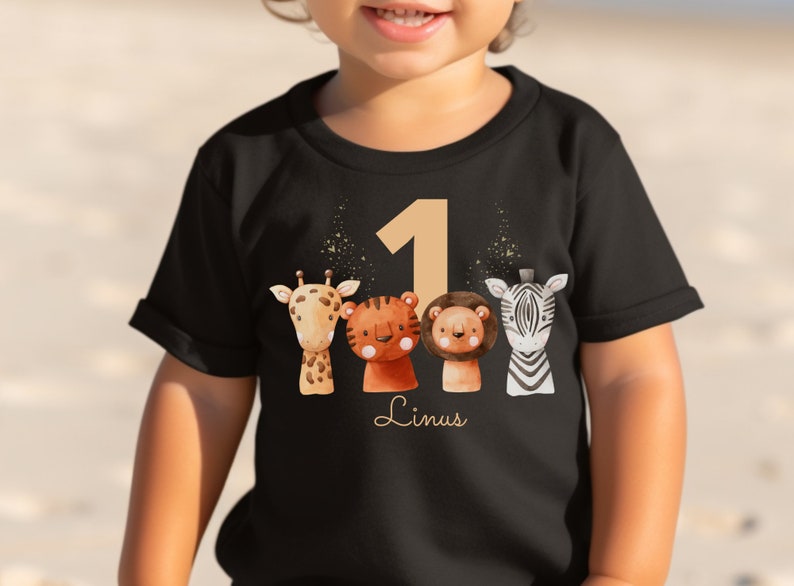 T-Shirt Geburtstagsshirt personalisiert Geburtstagskind Junge Mädchen Dschungeltiere Safari Giraffe Zebra Löwe Bild 4