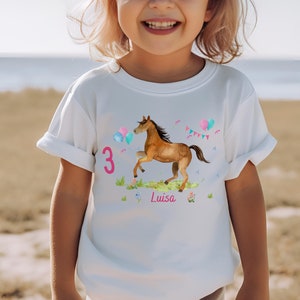 T-Shirt Geburtstagsshirt personalisiert Geburtstagskind Junge Mädchen Bauernhoftiere Pferd Reiter Reiterin Pferdemädchen Pony Bild 1