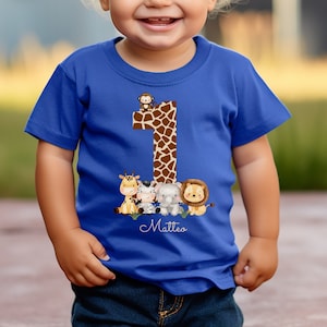 T-Shirt Geburtstagsshirt personalisiert Geburtstagskind Junge Mädchen Dschungeltiere Safari Giraffe Zebra Löwe Wild One Bild 3