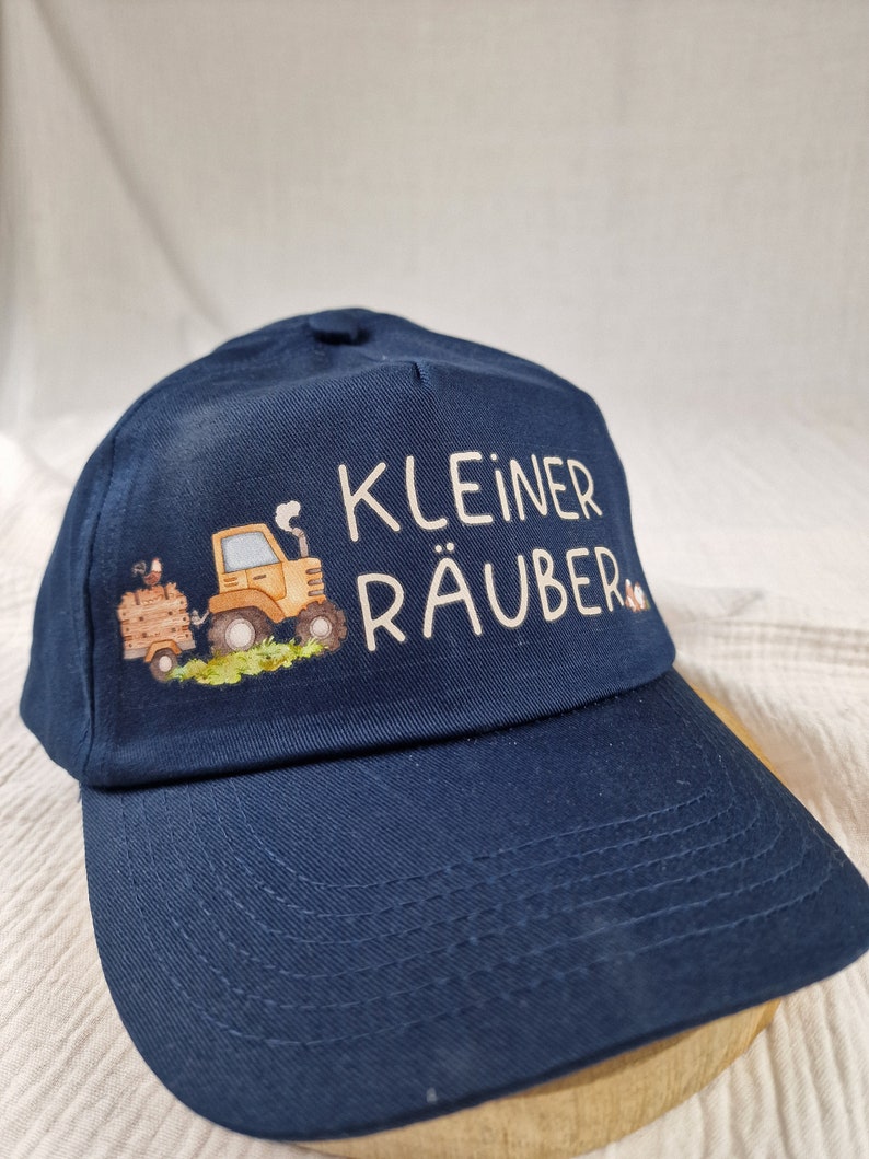 Cap Kinder Personalisiert mit Name Sonnenschutz Kleiner Räuber Traktor Bild 2