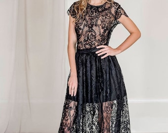 black lace top bridesmaid dress Two Piece Long Sleeves Lace Tulle Black Gothic Wedding Dress Illusion Neckline US16 / Same as Picture