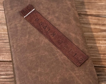Marcapáginas de cuero personalizado, hecho a mano en piel de grano completo