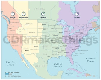 Carte numérique de la zone continentale des États-Unis, montrant 4 fuseaux horaires. Comprend les États et les capitales des États | Carte haute résolution pour auto-impression