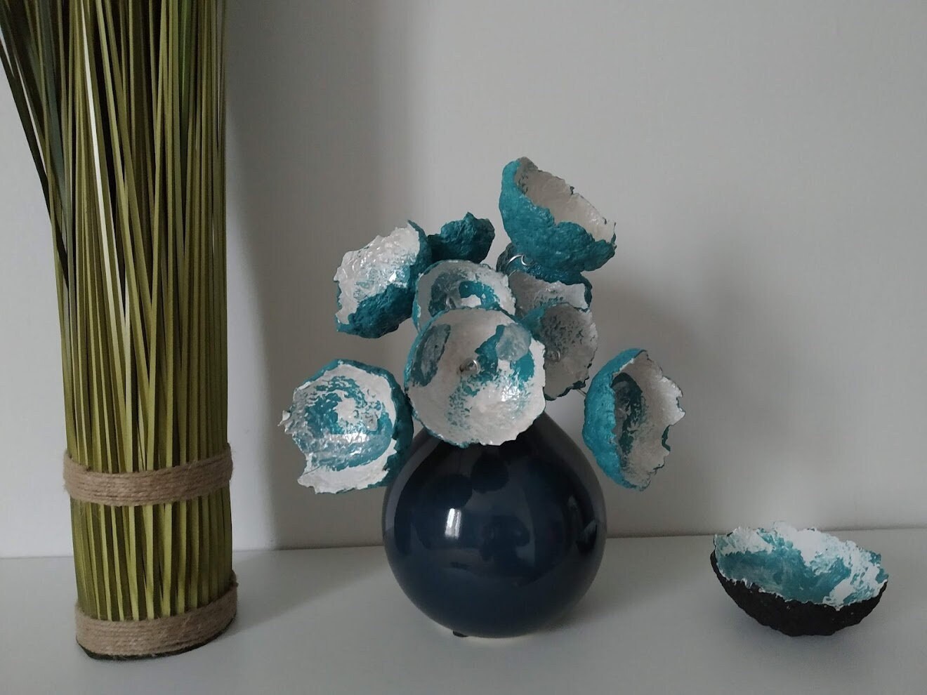 Bouquet Fleurs Coco, Bleu et Argent, Fait Main, Papier Mâché, Décoration Éternelle, Cadeau Unique