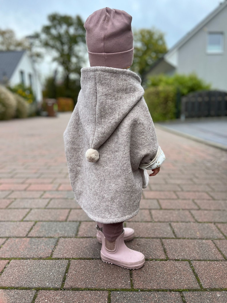 Cape jacket Maria size. 86-134, digital sewing pattern for children, wool jacket, rabbit ears, hooded jacket image 2