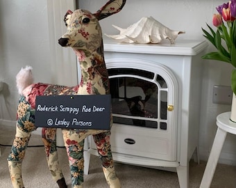 Roderick Scrappy Roe Deer, pdf Pattern and instructions with youtube videos