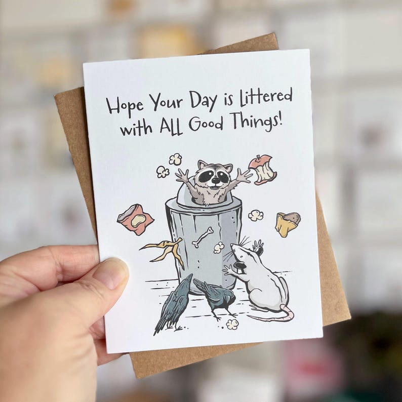 Party Animal Birthday Card: Raccoon, Possum, Crows - Kraft Envelope Bild 2