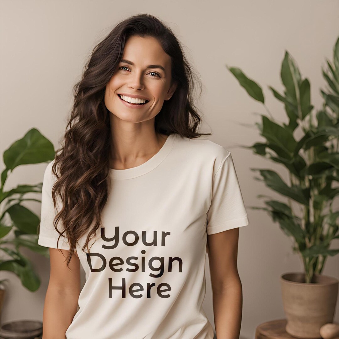 Women Model Tshirt Mockup Psd, Mockup