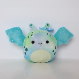 Custom 3.5&quot; Squishmallows Bat Zinx the Alien Clip Collectible Animal Keychain Plush Toy