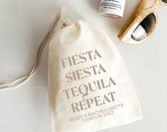 Fiesta Siesta Tequila Repeat - Enterrement de vie de jeune fille - Sacs de kit de gueule de bois - Kit de récupération de gueule de bois - Cadeau personnalisé - Kit de survie au Mexique - Cabo