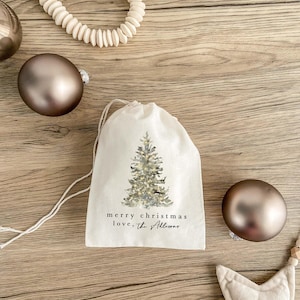 Christmas Tree Muslin Favor Bag: Holiday Party Treat