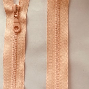Chunky zip Peach- Soft Peach Open ended or Closed ended 4 cm - 80 cm, divisible or indivisible zip for Jacket, Chunky Zip