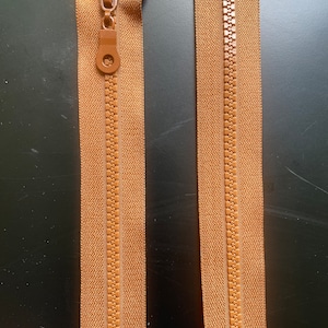 Bricket Brown Open Ended Plastic or Closed Ended Chunky Zip 4 cm - 80 cm, Divisible or Indivisible Zip for Jacket, Chunky Zip