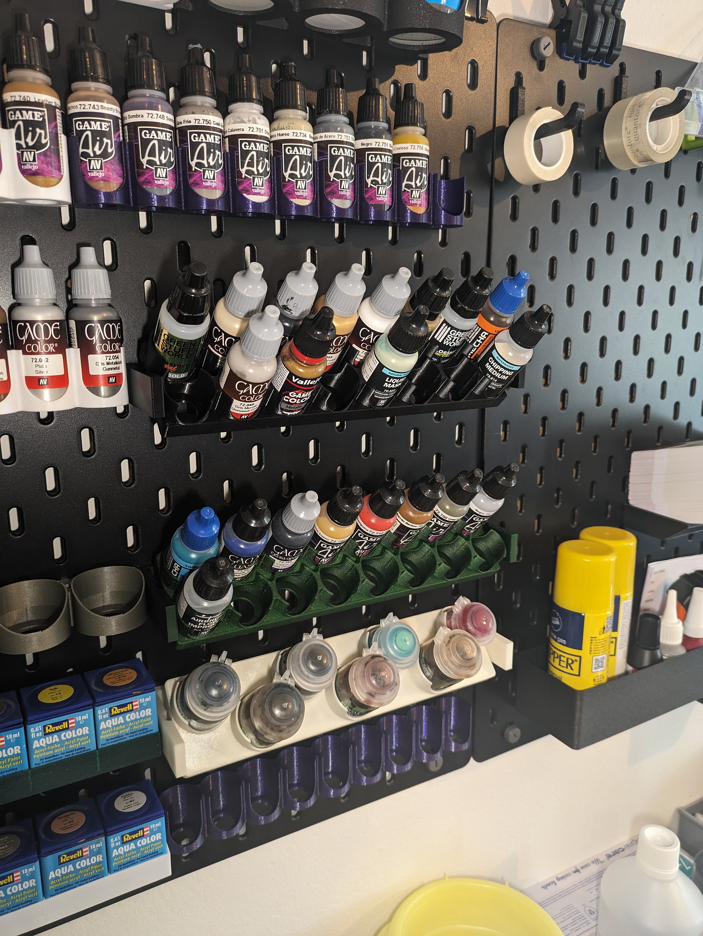 Adjustable 16 Paint Bottle Holder for Vallejo, Army Painter, Green