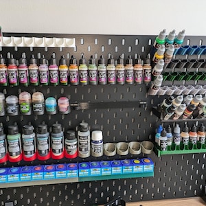 Magnetic Paint bottle holder for IKEA Skadis /Vallejo/Army Painter/Citadel/Green Stuff World