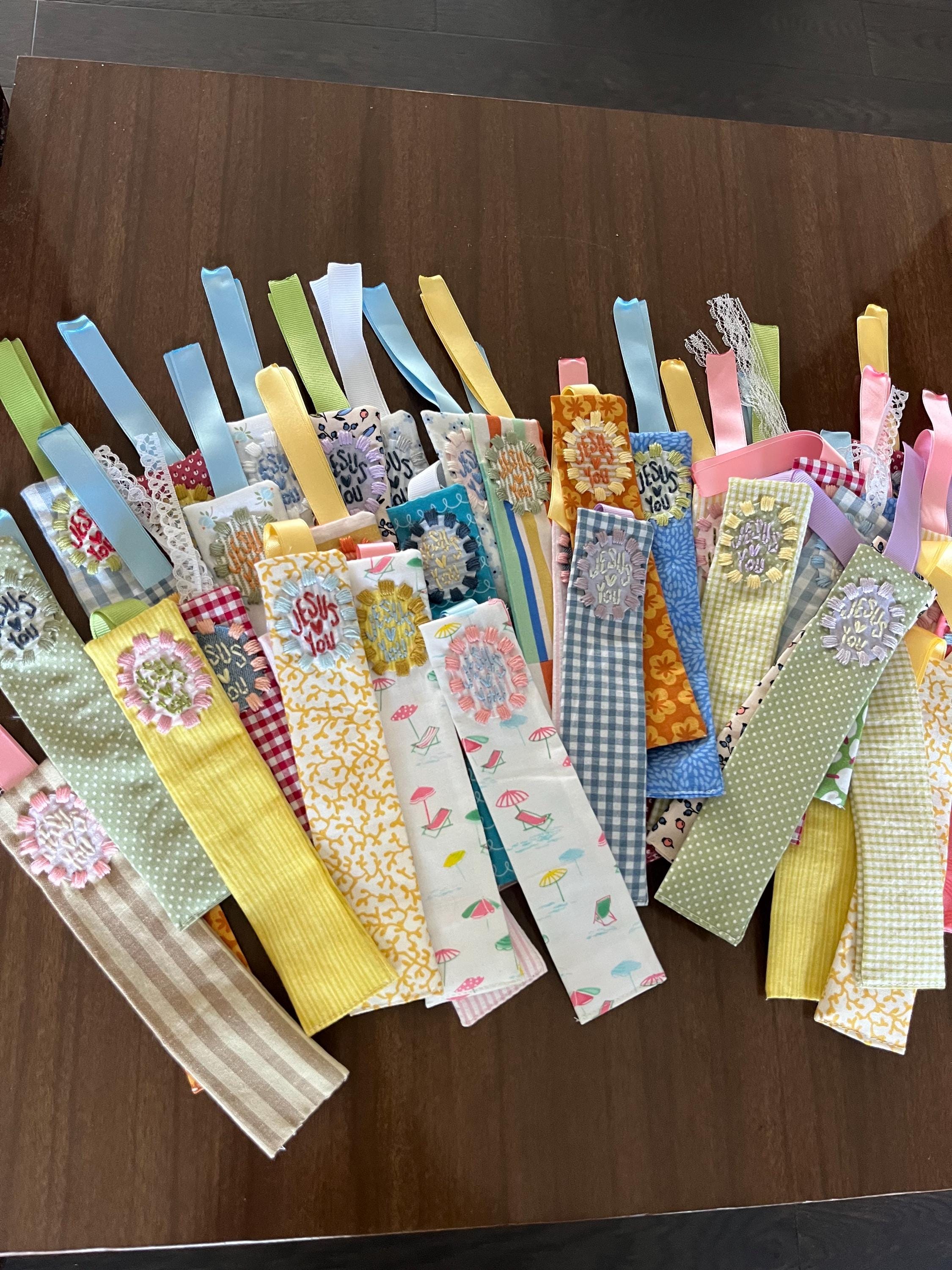 embroidered fabric bible bookmark (Jesus loves you)