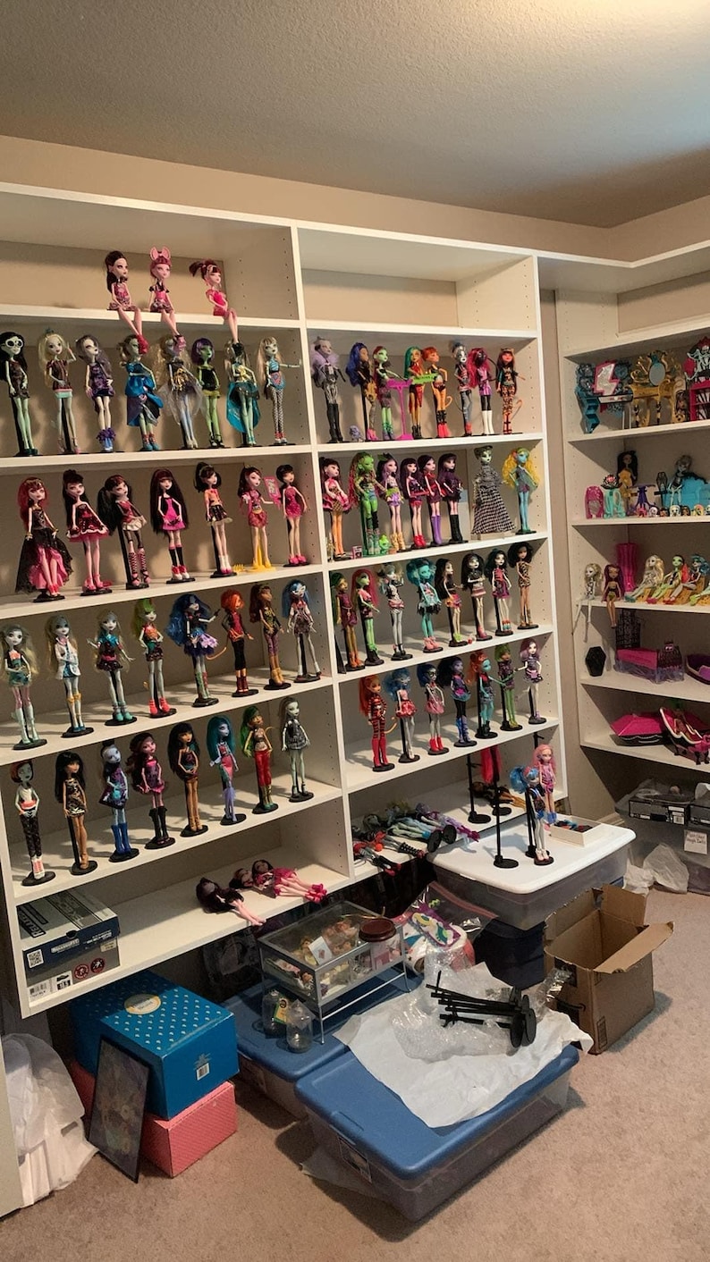 Doll Stand for Monster High G1 G3 & Ever After High | 3D Printed Display Stand | Doll Collector Gift | Custom Colors image 2